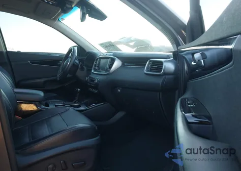 2019 Kia Sorento 3.3L Sx z USA, uszkodzony, nr VIN 5XYPK4A50KG531979